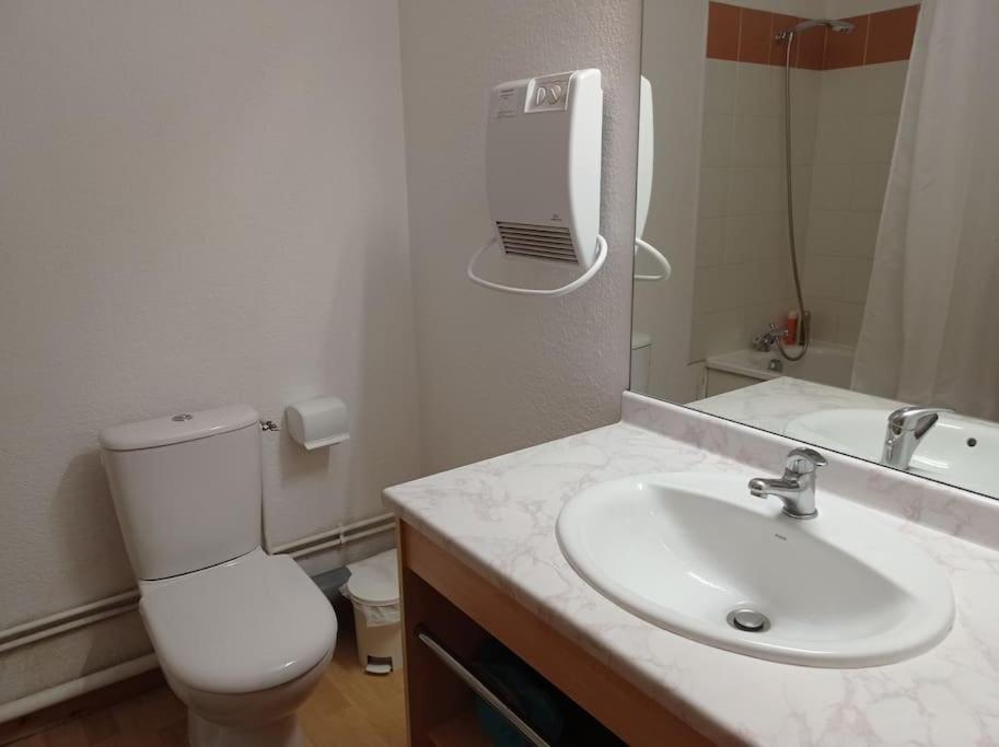 Bel Appartement En Residence Avec Piscines Samoens Bagian luar foto